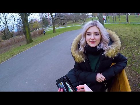❤️ Menelan air mani panas orang asing demi uang - blowjob di taman oleh Eva Elfie ️❌ Video sialan pada kami
